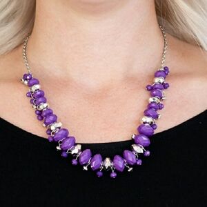 💥4/$10  Elegant Purple Beaded Necklace